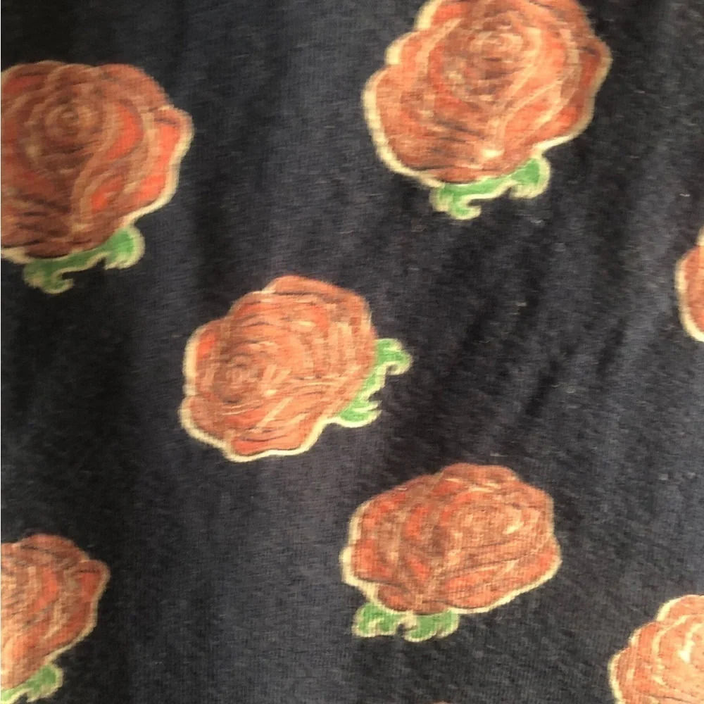 Eighty eight Blue Red Rose Graphic Tee Stylish T-Shirt Spring shirt Floral - Picture 4 of 6